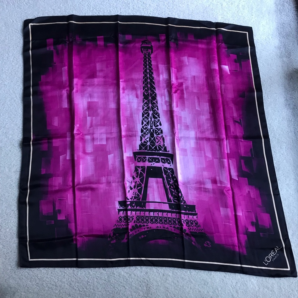 NWOT Chic Black & Pink Square Scarf in Original Packaging